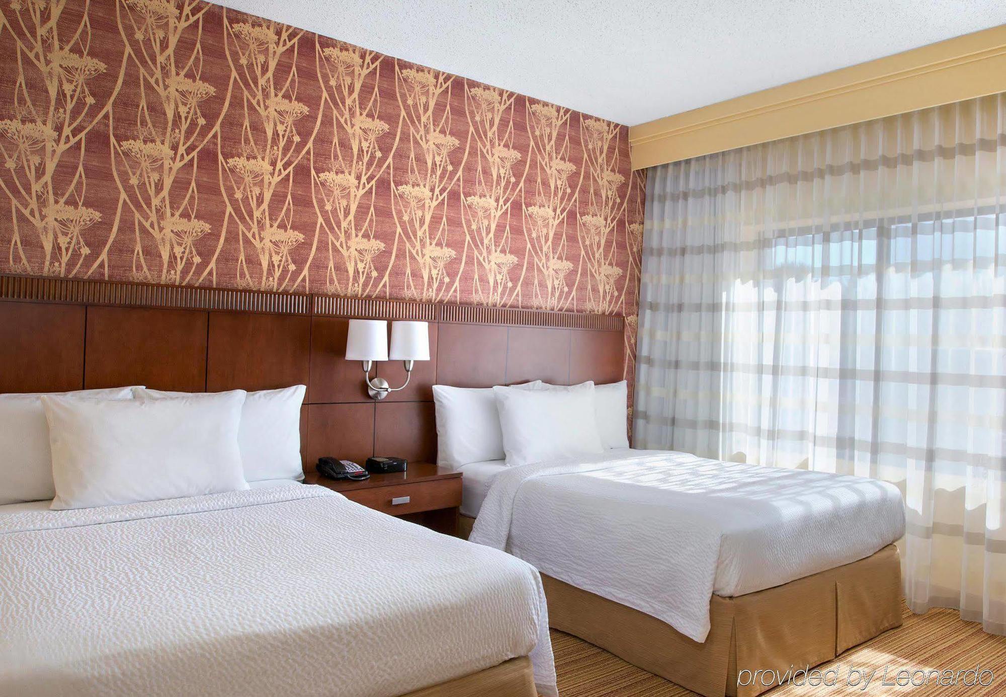 Отель Courtyard By Marriott Маува Экстерьер фото